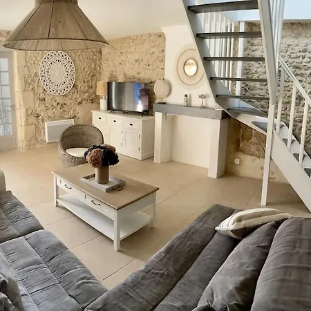 Holiday home Agreable Maison De En Bord De Royan